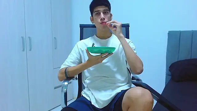 jhony-sex online show from September 2025 03:08:02 AM