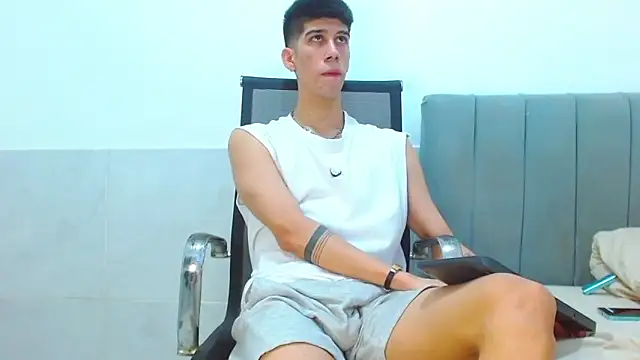 jhony-sex online show from April 2026 10:54:02 AM