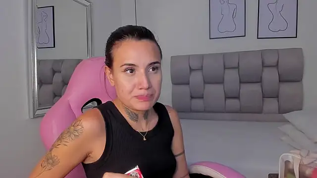 Susan-Sweet-7 online show from October 2025 08:30:02 PM