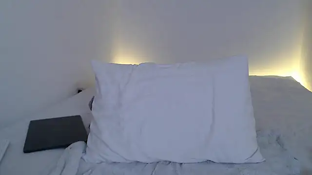   Meow online show from January 2025 08:54:02 PM