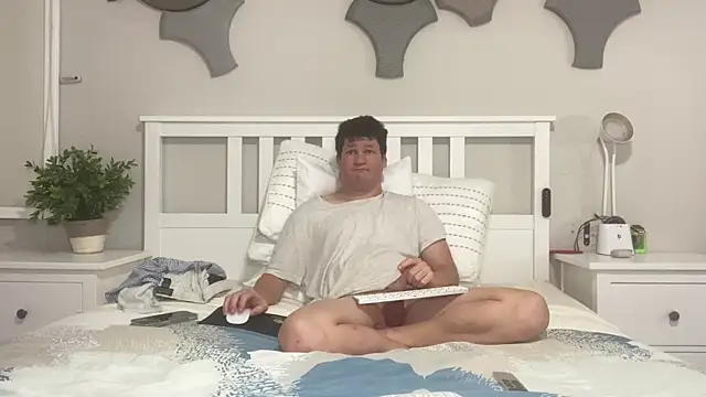 Lorenzo hernandez online show from February 2025 02:14:01 AM