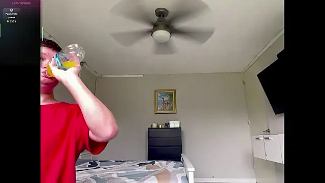 Lorenzo hernandez online show from September 2025 07:05:01 PM