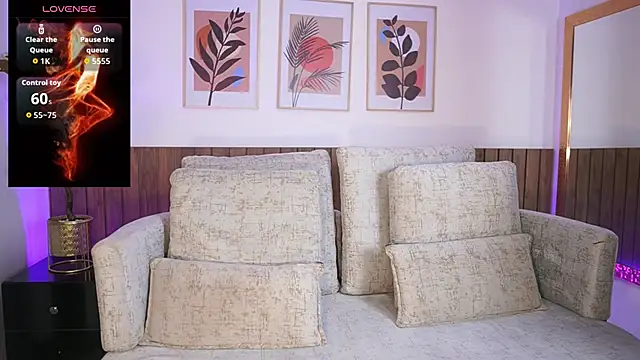 Zarawilliams online show from November 2025 11:33:01 AM