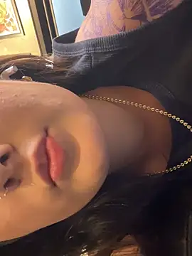 IrisBaker online show from February 2025 09:58:02 PM