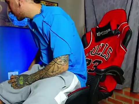 smoker445 online show from February 2025 10:28:01 PM