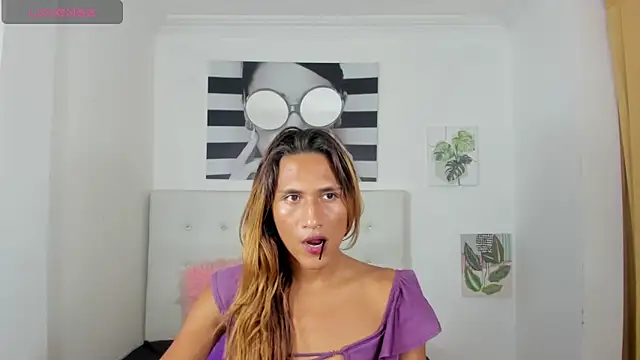 Brisahott online show from October 2025 02:19:02 AM