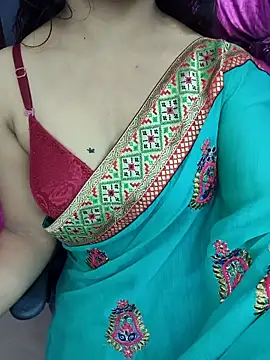 Snapshot of Tanvi-patil chatting on September 2025 04:56:01 AM Tanvi-patil online show from September 2025 04:56:01 AM