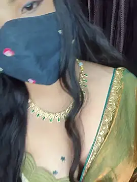 Snapshot of Tanvi-patil chatting on November 2025 05:58:02 PM Tanvi-patil online show from November 2025 05:58:02 PM