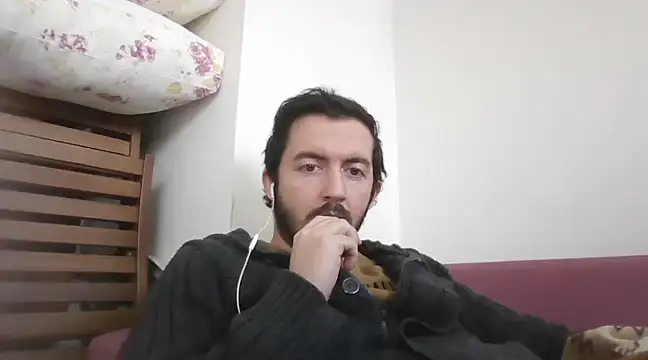 laynufff online show from February 2025 10:27:02 AM