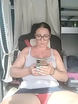 cuplubijoanna online show from September 2025 01:33:01 PM