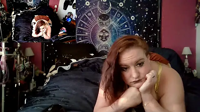 Snapshot of Foxy_Roxy69 chatting on October 2025 10:08:01 PM Foxy Roxy69 online show from October 2025 10:08:01 PM