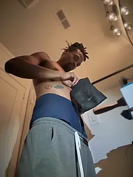 1BeautyN1Beast online show from February 2026 08:08:02 PM