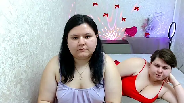 BeckyAndHellen online show from February 2025 01:20:01 PM