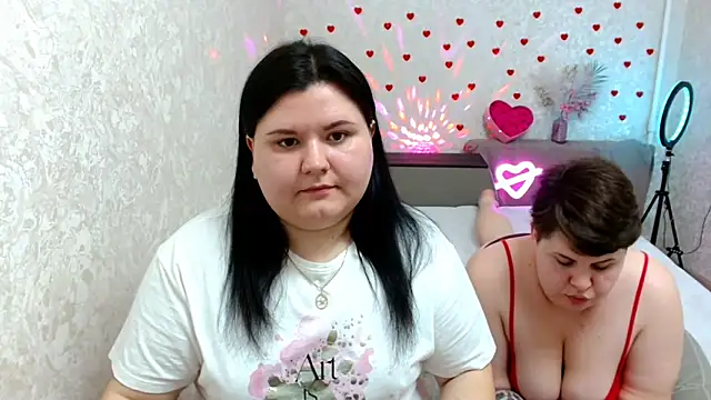 BeckyAndHellen online show from February 2025 11:30:02 AM