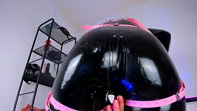 lady sontse  online show from January 2025 10:17:01 PM