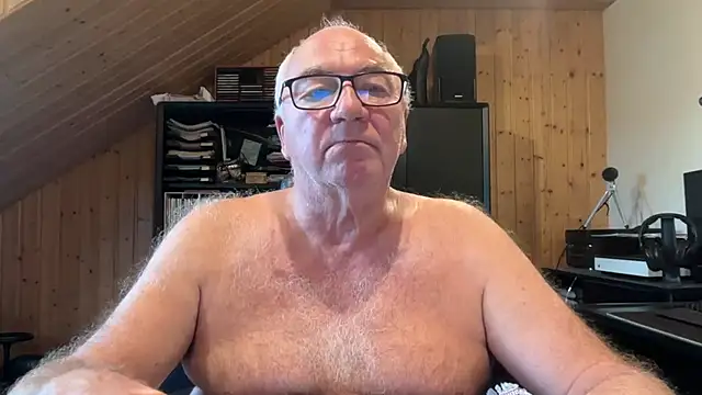 biggandybig online show from September 2025 01:59:02 PM