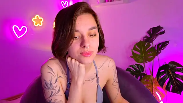 Snapshot of Celine_Dionn chatting on May 2026 03:46:02 AM Celine Dionn online show from May 2026 03:46:02 AM