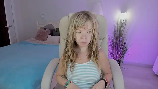 Eva Rosec online show from September 2025 11:43:02 AM