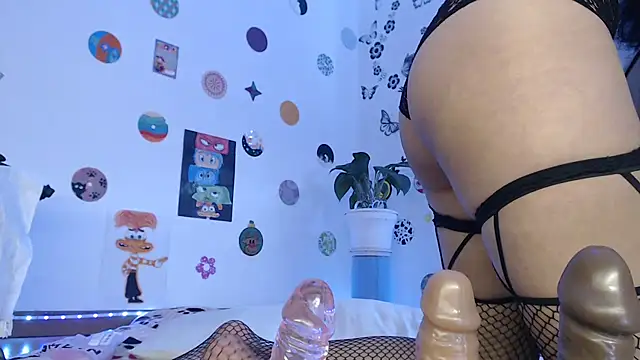 Snapshot of Yaumiko chatting on January 2025 07:24:01 PM Yaumiko online show from January 2025 07:24:01 PM