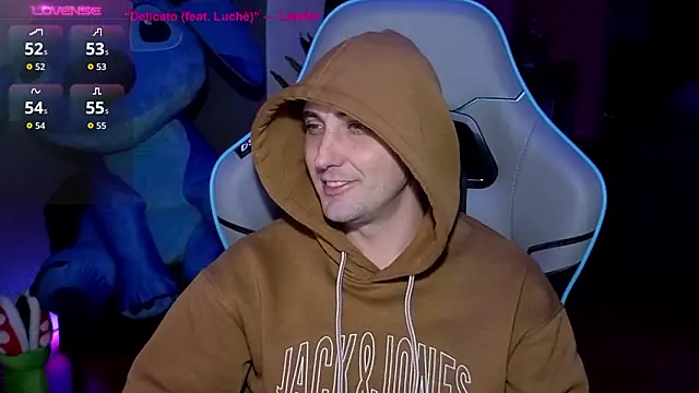 Gil gamesh90 online show from February 2026 06:02:01 PM