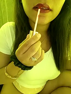 Snapshot of Divya_girl chatting on March 2025 05:39:02 PM Divya girl online show from March 2025 05:39:02 PM