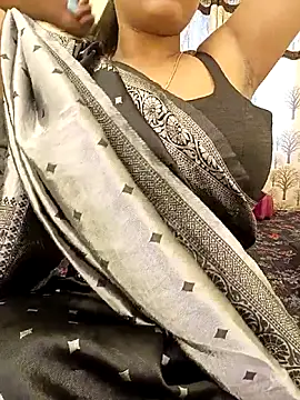 Snapshot of Divya_girl chatting on November 2025 05:29:01 AM Divya girl online show from November 2025 05:29:01 AM