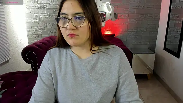 conniejames m online show from October 2025 12:45:02 PM