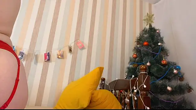 Snapshot of EmmyAmbros chatting on January 2026 10:02:02 PM EmmyAmbros online show from January 2026 10:02:02 PM