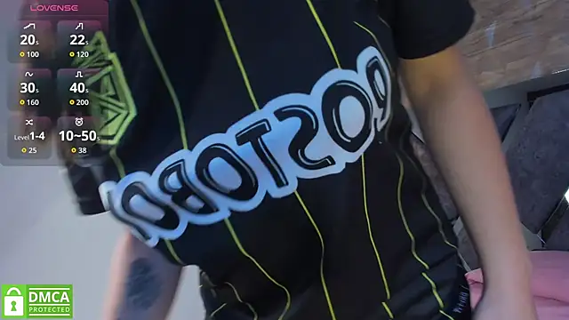 Venus velez  online show from December 2025 01:27:01 PM