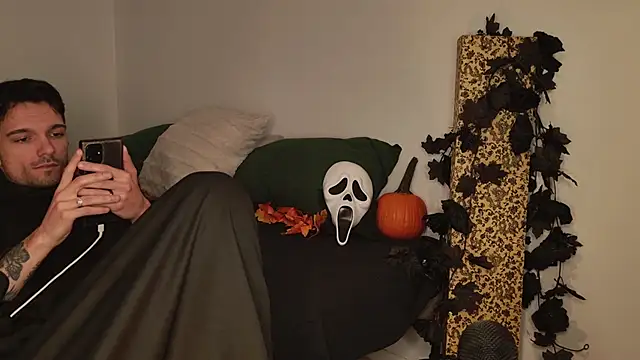 JackDesFeux online show from October 2025 03:18:01 AM