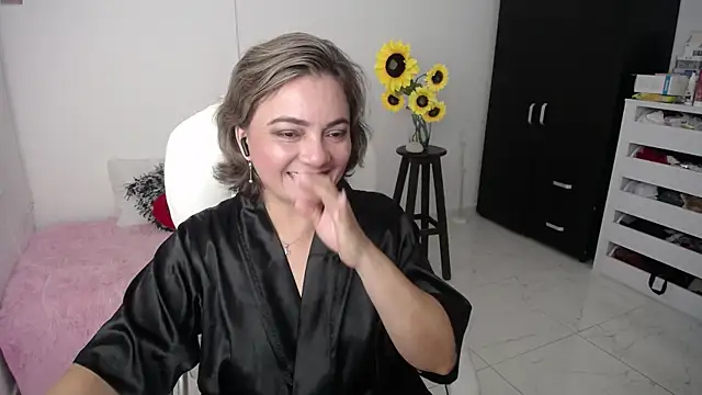 ana milf online show from February 2025 10:51:01 AM