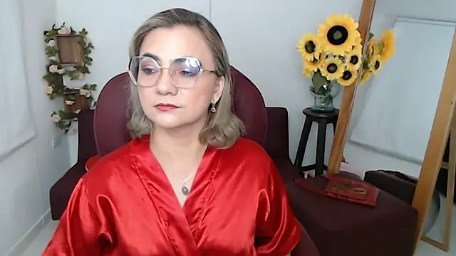 Snapshot of ana_milf chatting on May 2026 02:14:01 PM ana milf online show from May 2026 02:14:01 PM