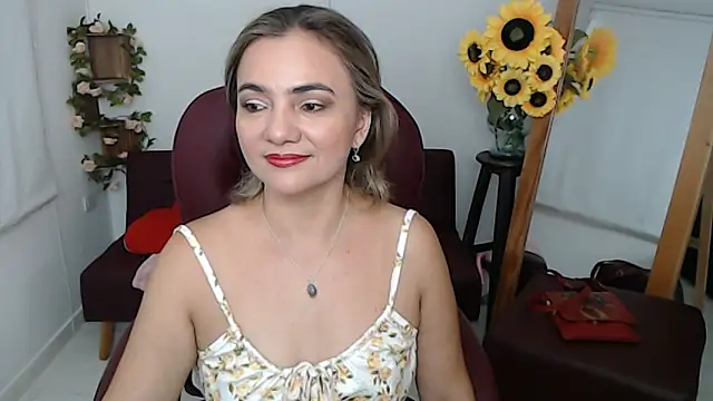 Snapshot of ana_milf chatting on May 2026 04:36:02 PM ana milf online show from May 2026 04:36:02 PM