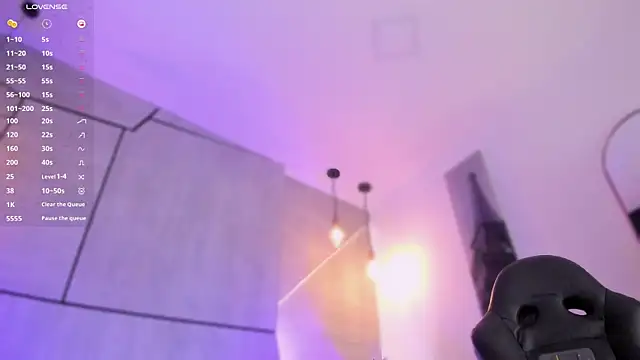 Snapshot of danii_hill_ chatting on February 2025 08:09:02 AM danii hill online show from February 2025 08:09:02 AM