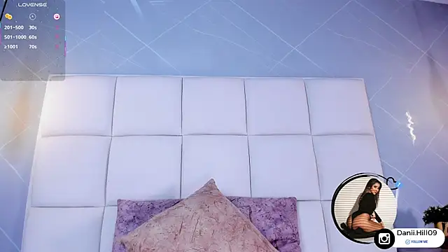 Snapshot of danii_hill_ chatting on October 2025 04:23:02 AM danii hill online show from October 2025 04:23:02 AM