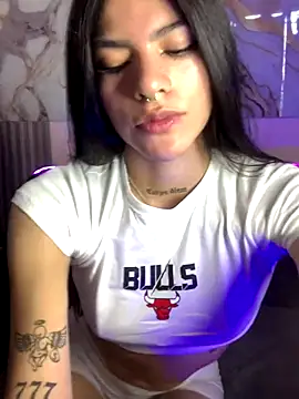 liss hot  online show from November 2025 09:59:01 PM