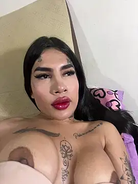 saragill323 online show from January 2025 11:27:02 PM