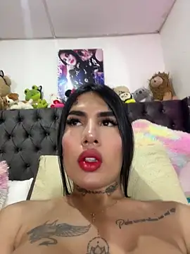 saragill323 online show from January 2025 07:48:01 PM