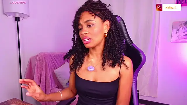 Heily Fox online show from March 2025 09:45:01 AM