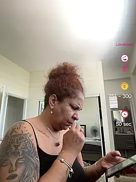 ladycreamypr2 online show from July 2026 04:02:01 PM