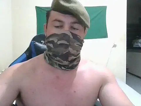 soldadinho001 online show from February 2026 01:37:01 AM