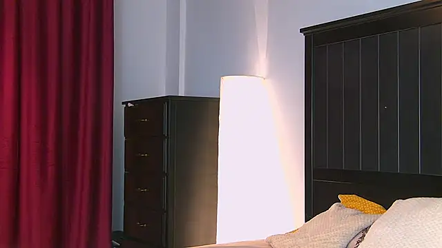 Yanira Muslim online show from September 2025 04:25:01 AM