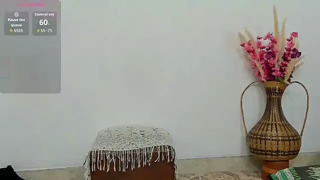 Latin Mature975 online show from September 2025 08:06:02 AM