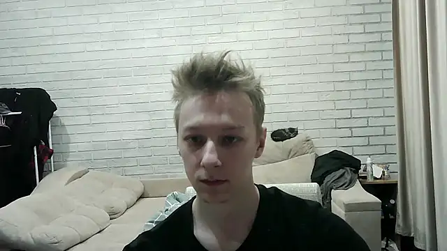 Snapshot of sladkiyoo chatting on January 2026 09:33:02 AM sladkiyoo online show from January 2026 09:33:02 AM