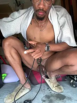 Theonlydreamybull online show from April 2026 06:01:02 PM