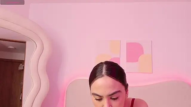 Snapshot of innocentlady_ chatting on September 2025 01:49:01 PM innocentlady online show from September 2025 01:49:01 PM