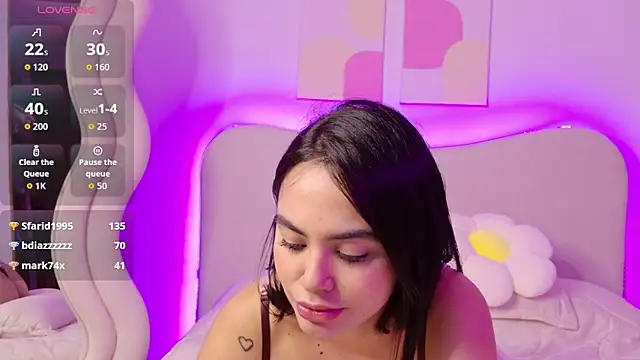 Snapshot of innocentlady_ chatting on November 2025 02:11:02 AM innocentlady online show from November 2025 02:11:02 AM