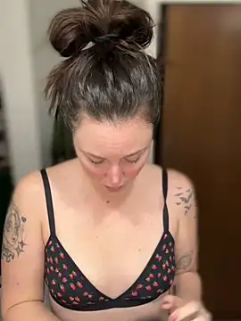 Blaze Baby online show from February 2026 02:10:01 PM