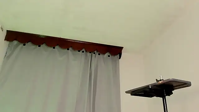 Teo skinny online show from May 2026 10:50:02 PM