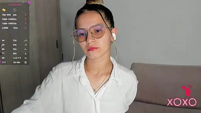 Lilacutte  online show from September 2025 05:09:02 AM